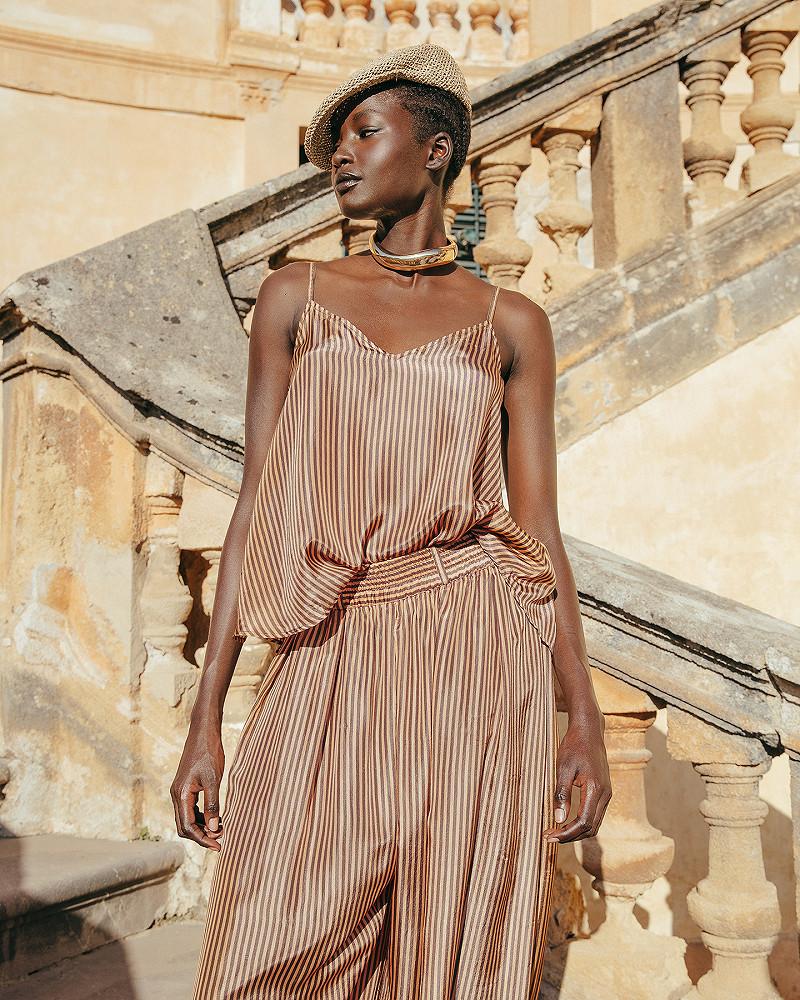 mes demoiselles top Herry Top à bretelle en soie rayée chocolat mes demoiselles top Herry Top à bretelle en soie rayée chocolat