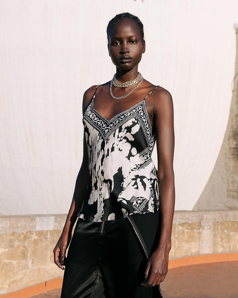 Mes Demoiselles Top Wonpy Top à Fines Bretelles Impression Façon Bandanas