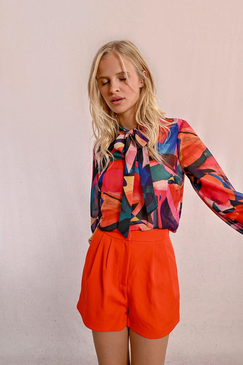 Molly Bracken Blouse à Col Lavalière à Imprimé Et En Semi-transparence