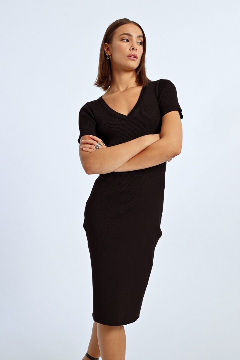 molly bracken Robe ajustée cœur ouvert au dos