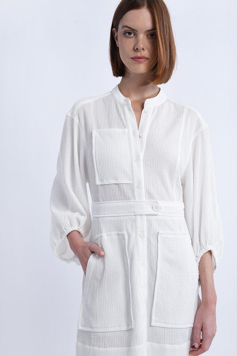 Molly Bracken Robe Blanche à Manches Bouffantes