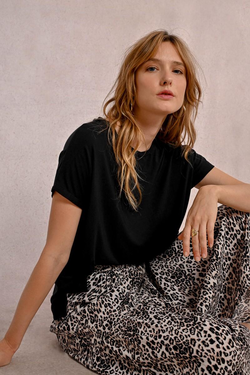 Molly Bracken T-shirt Droit à Manches Courtes