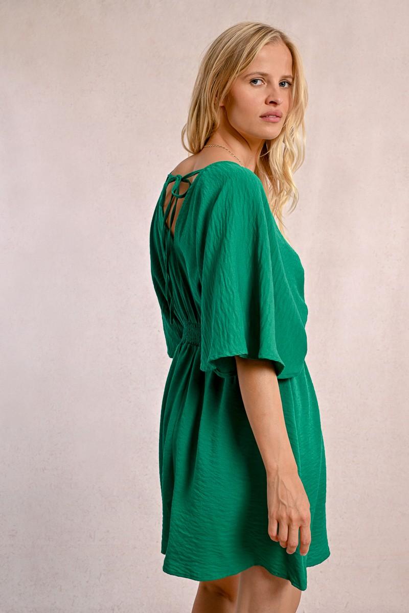 Molly Bracken Robe Courte Fluide élastiquée à La Taille Et Dos Nu