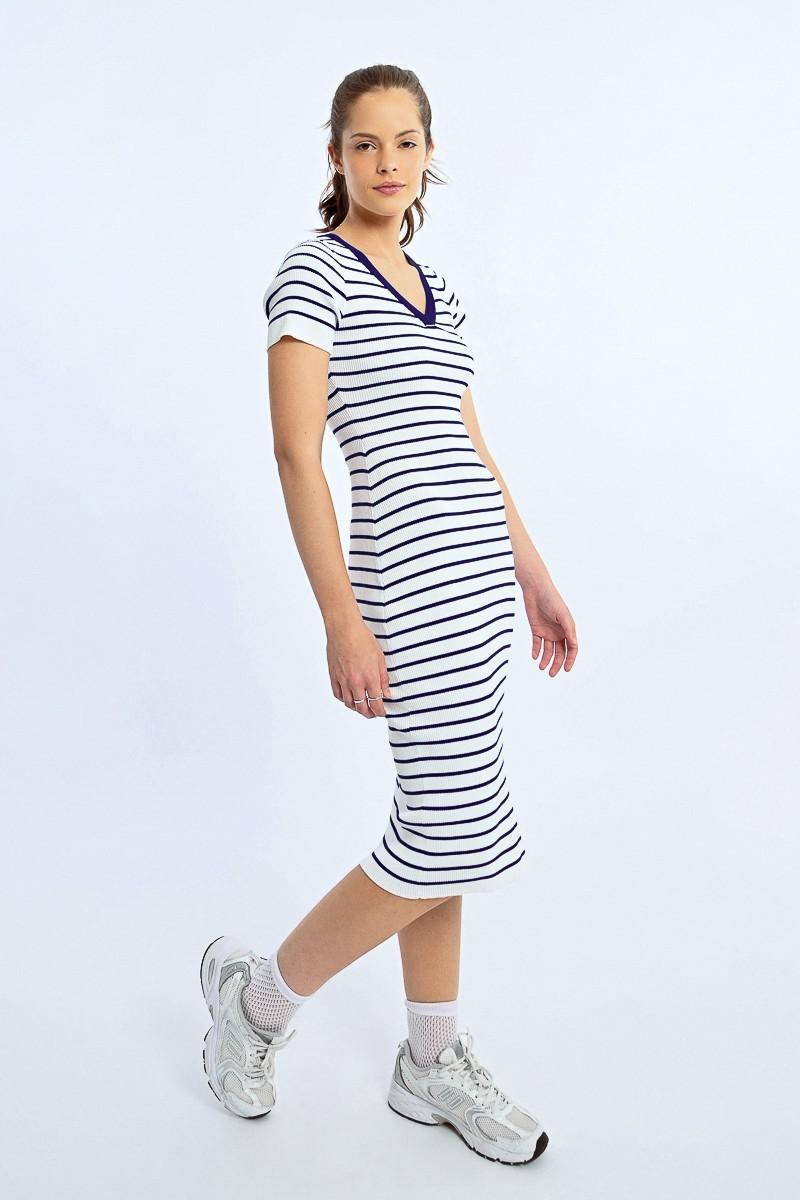 Molly Bracken Robe Rayée Ajustée Cœur Ouvert Au Dos