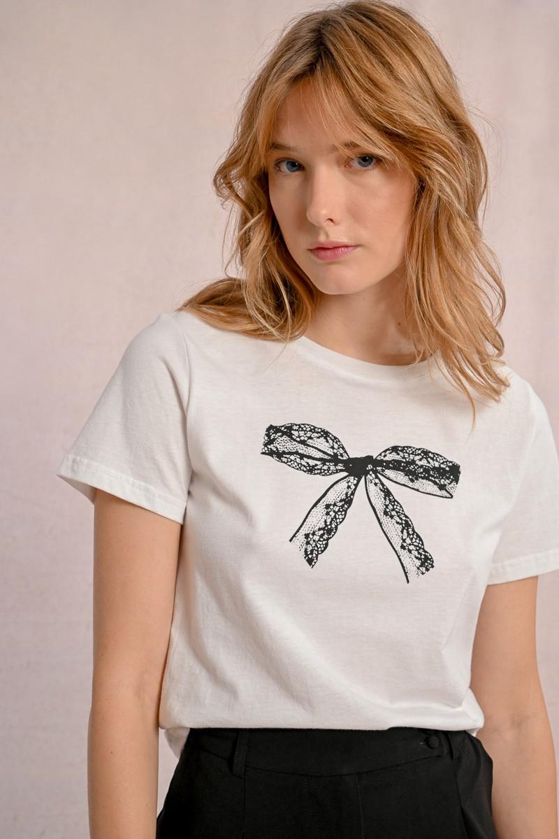 Molly Bracken T-shirt Cintré Avec Motif Noeud Dentelle