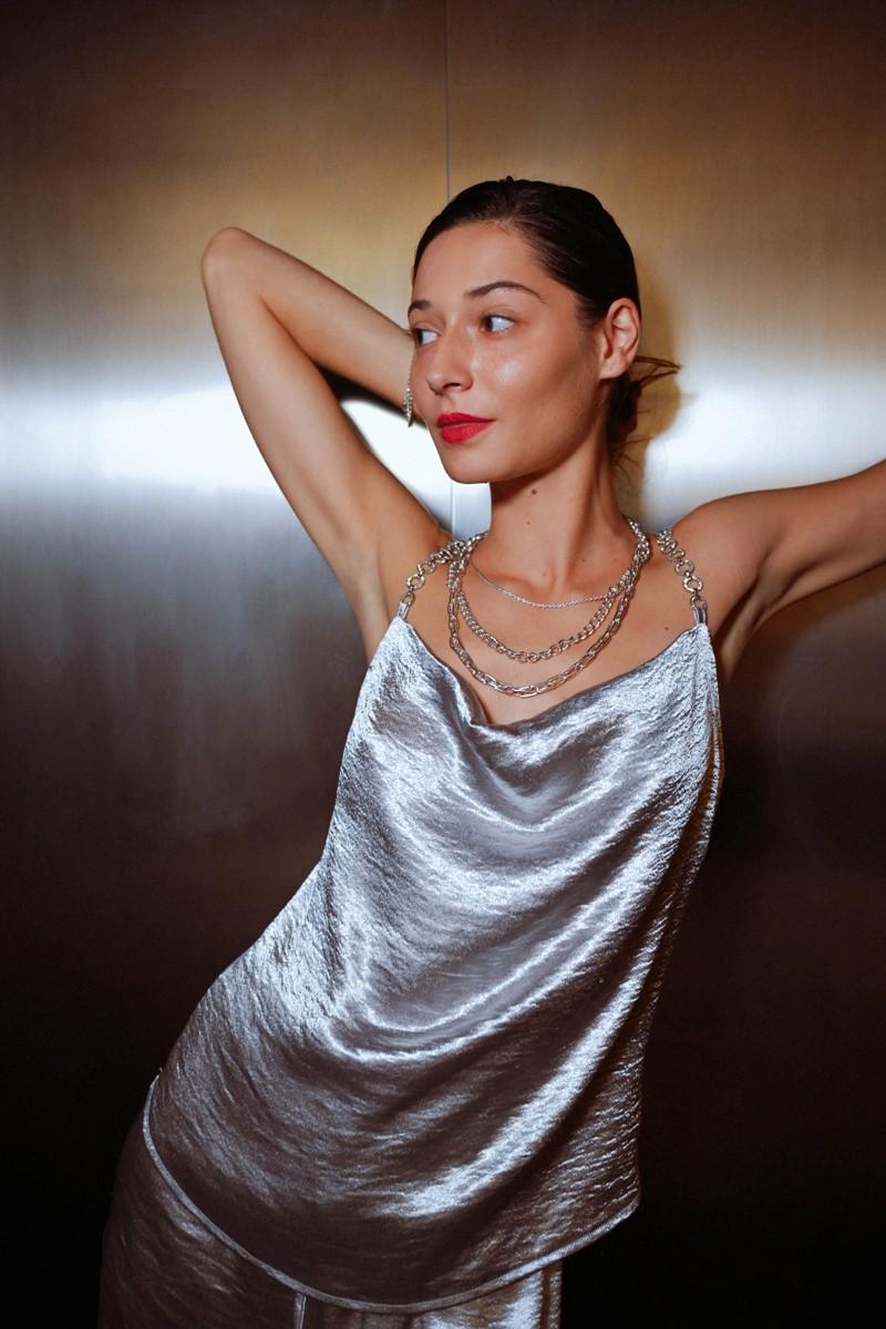 Molly Bracken Top à Bretelles à Strass Effet Satiné