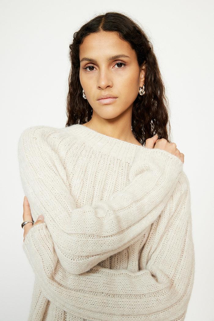 musier paris pull adorable