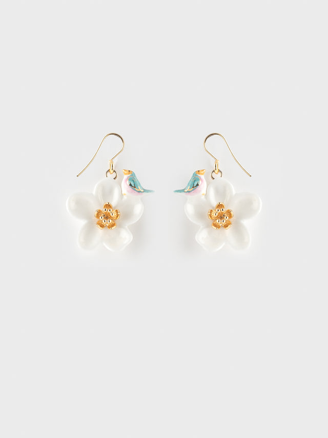 nach bijoux Boucles d'oreilles fleur blanche & oiseau bleu