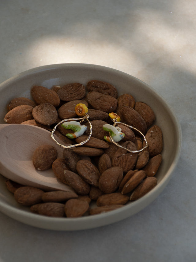 Nach Bijoux Boucles D'oreilles Martelées Pissenlit & Perruche