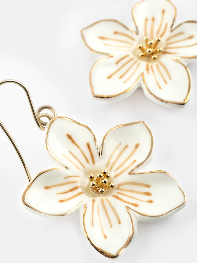 Nach Bijoux Boucles D'oreilles Pendantes Fleur Blanche