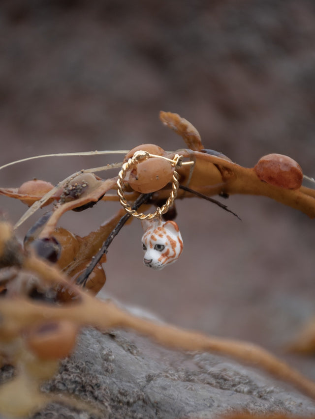 Nach Bijoux Mini Créole Tigre Blanc - Vendue à L'unité