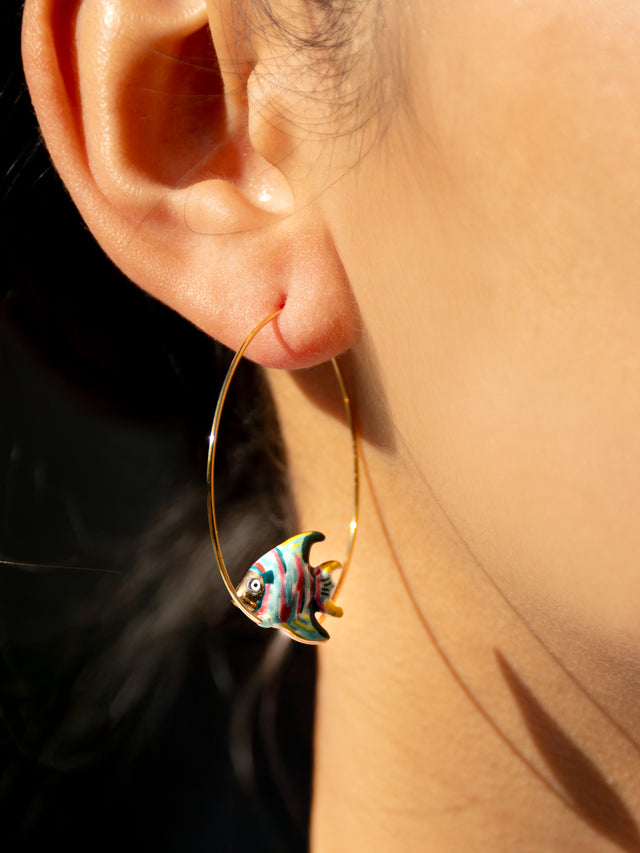 Nach Bijoux Petites Créoles Poisson Arc-en-ciel