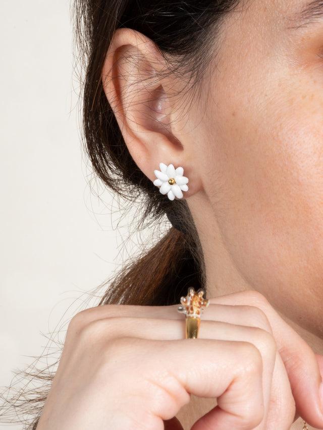 nach bijoux Puces d'oreilles marguerite