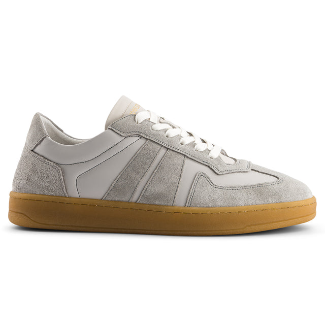 national standard Sneakers basses en cuir nappa gris avec empiétement veau velours gris