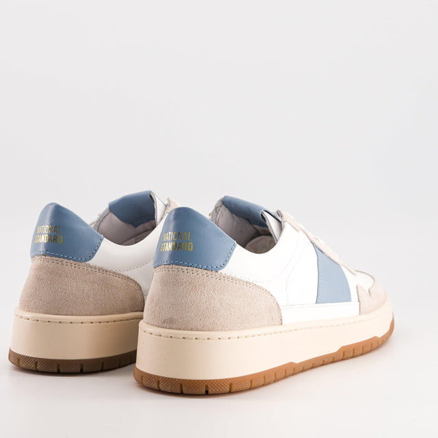 National Standard Sneakers Cuir Nappa Blanc Empiétement Suède Beige Et Bleu