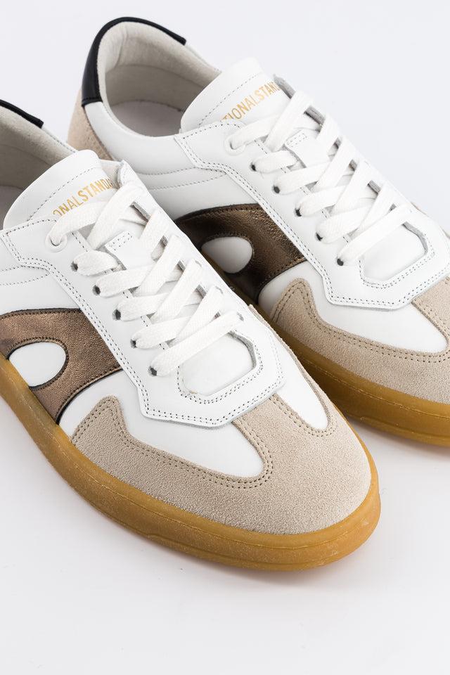 National Standard Sneakers En Cuir Nappa Blanc Et Or Veau Velours Beige