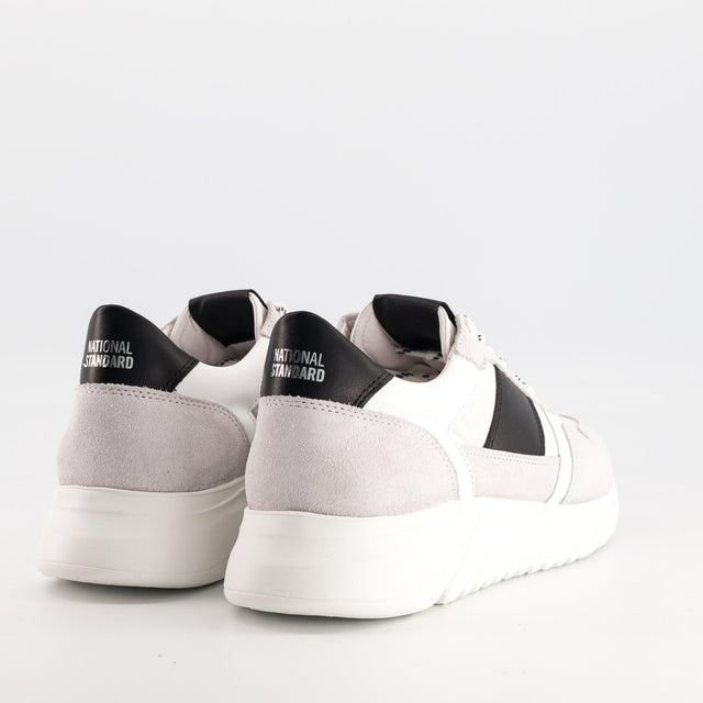 National Standard Sneakers Running En Cuir Nappa Noir Et Mesh Blanc Suède Grise