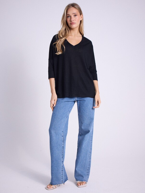 Notshy T-shirt Poncho Lin Emilie T-shirt Jersey De Lin