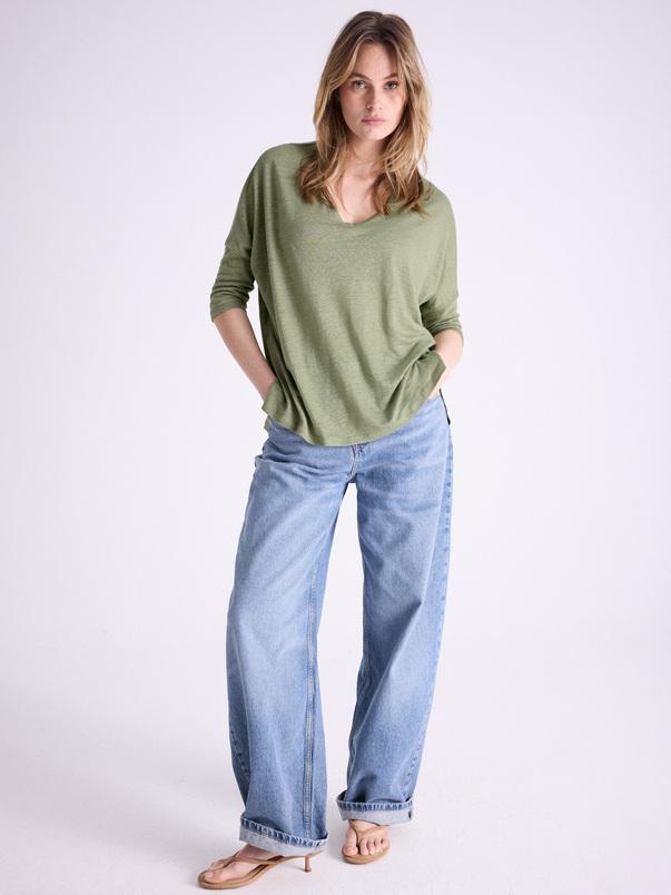 Notshy T-shirt Poncho Lin Emilie T-shirt Jersey De Lin