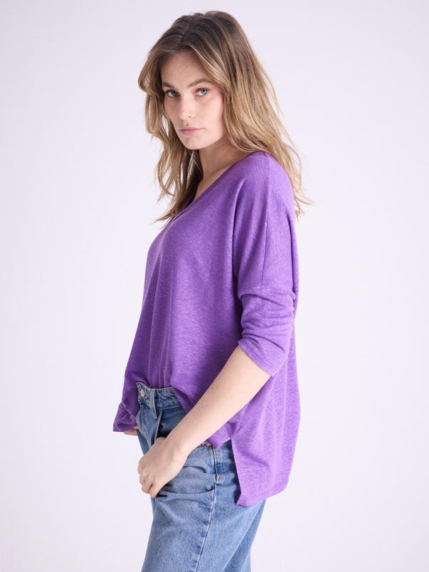 Notshy T-shirt Poncho Lin Emilie T-shirt Jersey De Lin