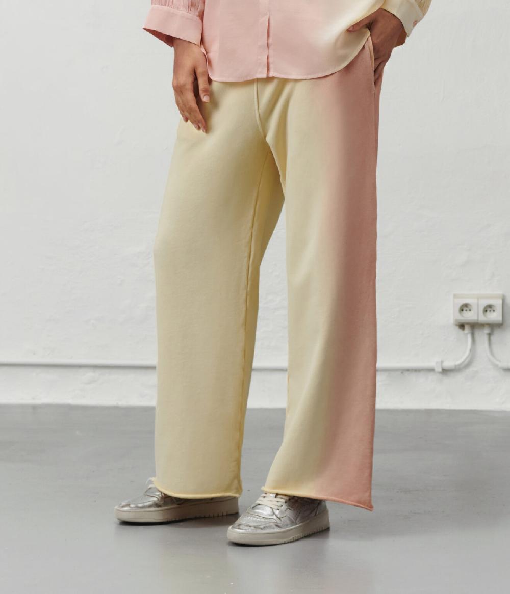 Nous Antwerp JOHNY SWEATPANTS I Vertical Ombre Butter