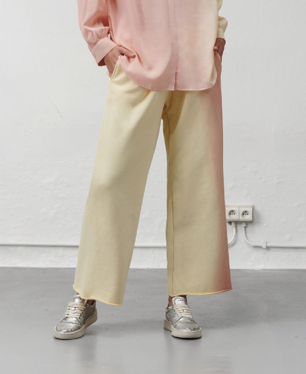 nous antwerp JOHNY SWEATPANTS I Vertical Ombre Butter
