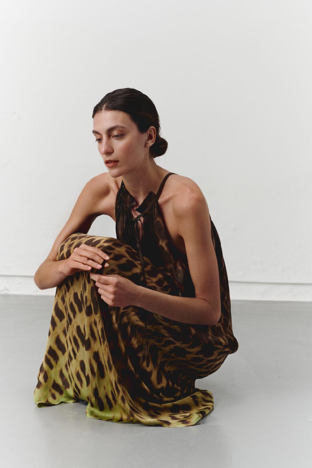 Nous Antwerp ROBIN DRESS I Spots Khaki
