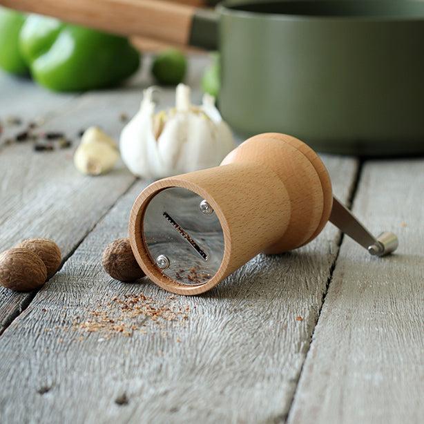 Ogo Living Moulin à Noix De Muscade