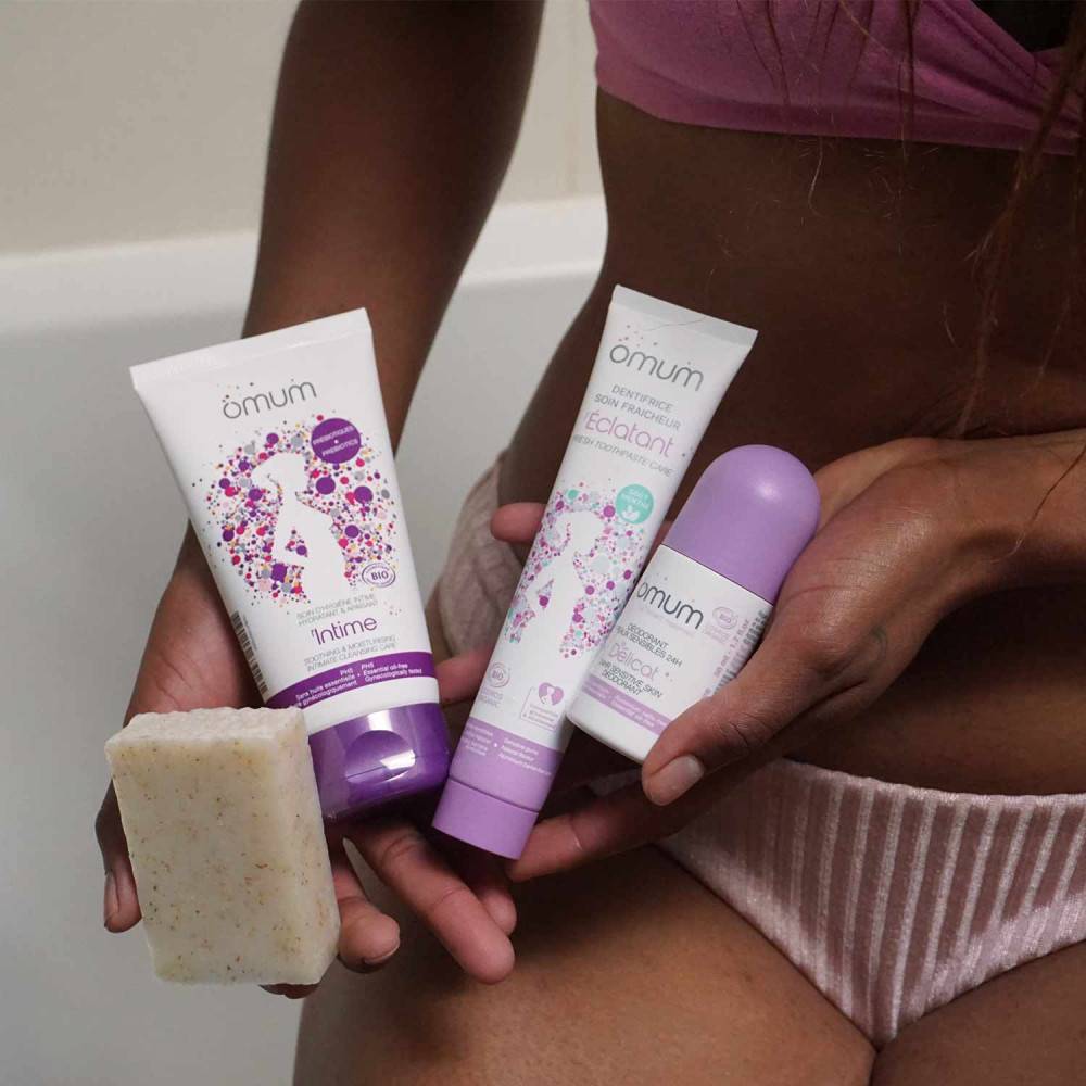 Omum Visage Corps Et Intimité