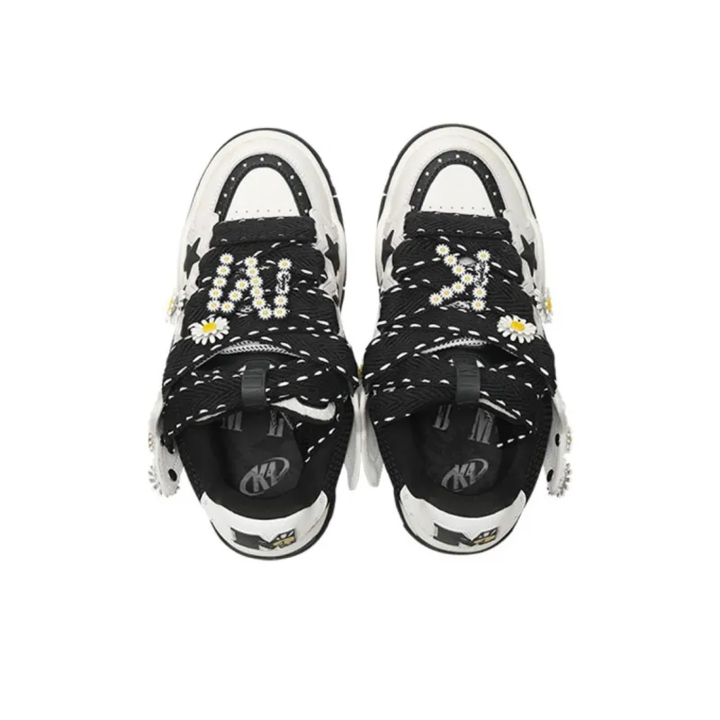 Opp France Black And White Flower And Star Decorated Trendy Men’s And Women’s Casual Shoes