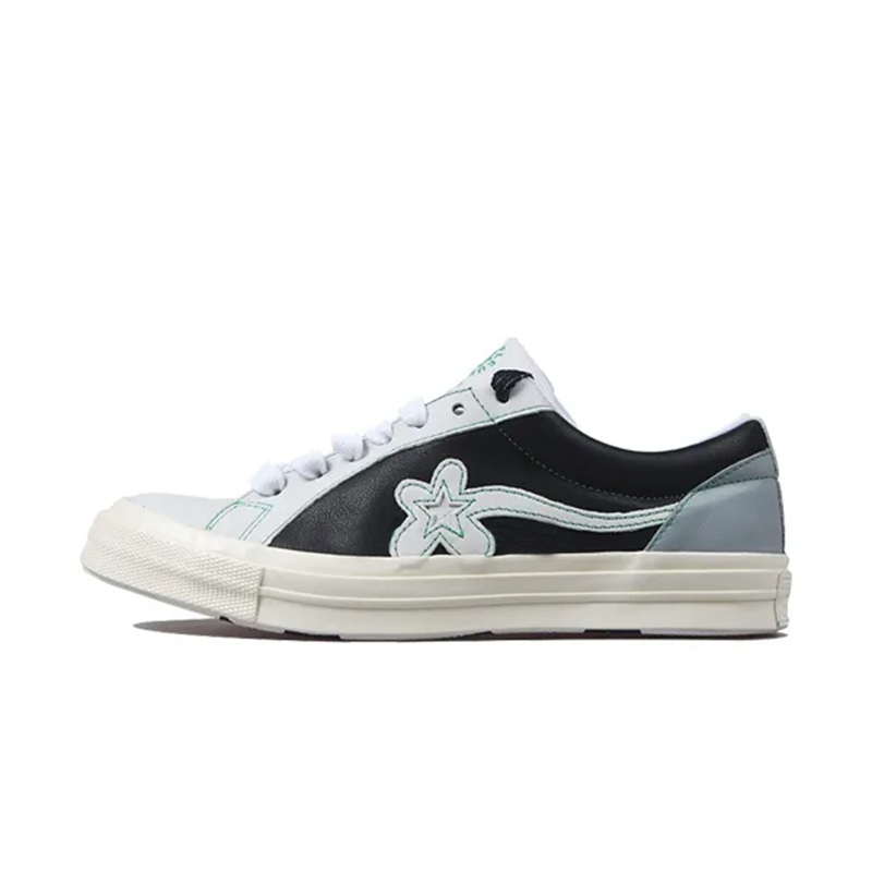 opp france Black and white low-top small flower leather unisex casual shoes