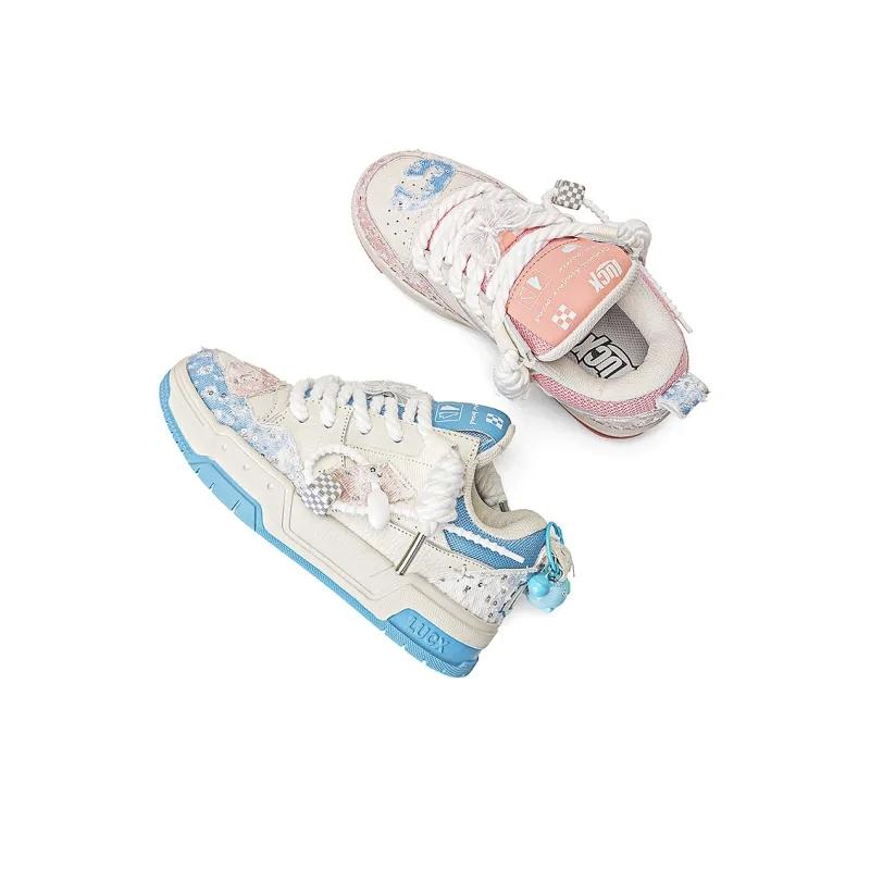opp france Blue and pink fun two tone personalized fashionable women’s casual shoes