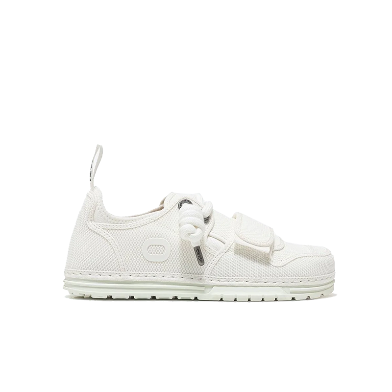 opp france Men Pure Color Breathable Mesh Fashion Sneakers White