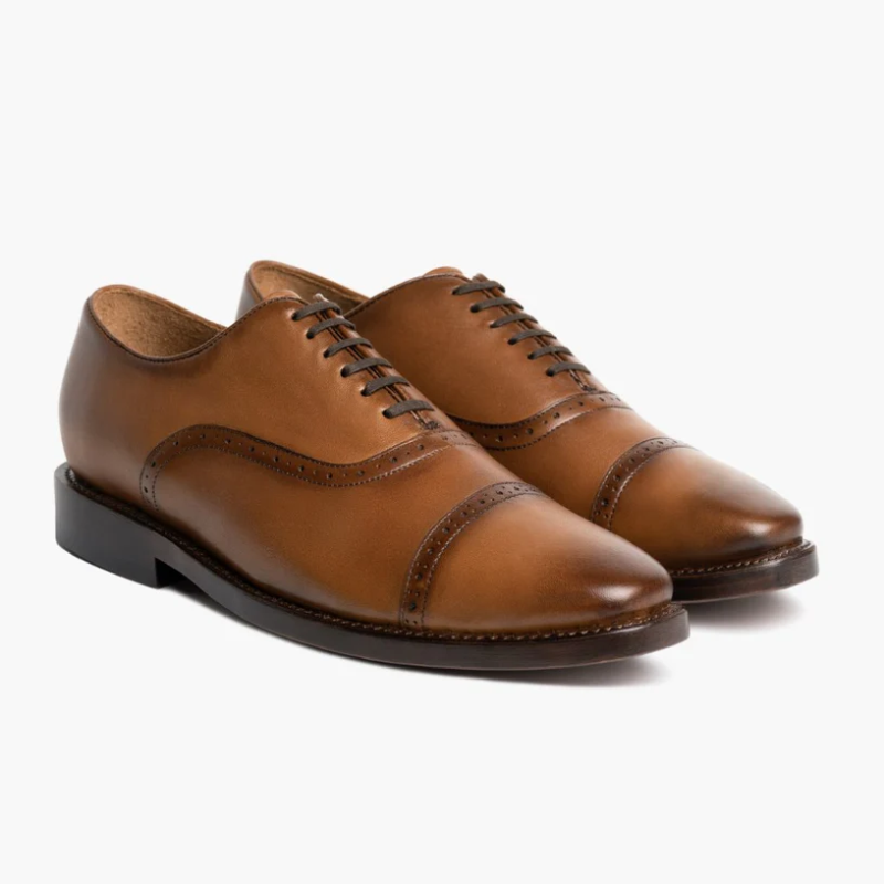 Opp France Men’s Fashion Carved Men’s Lace-up Business Leather Shoes Toffee
