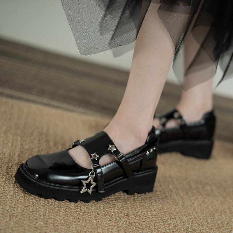 Opp France Women Star Leather Shoes