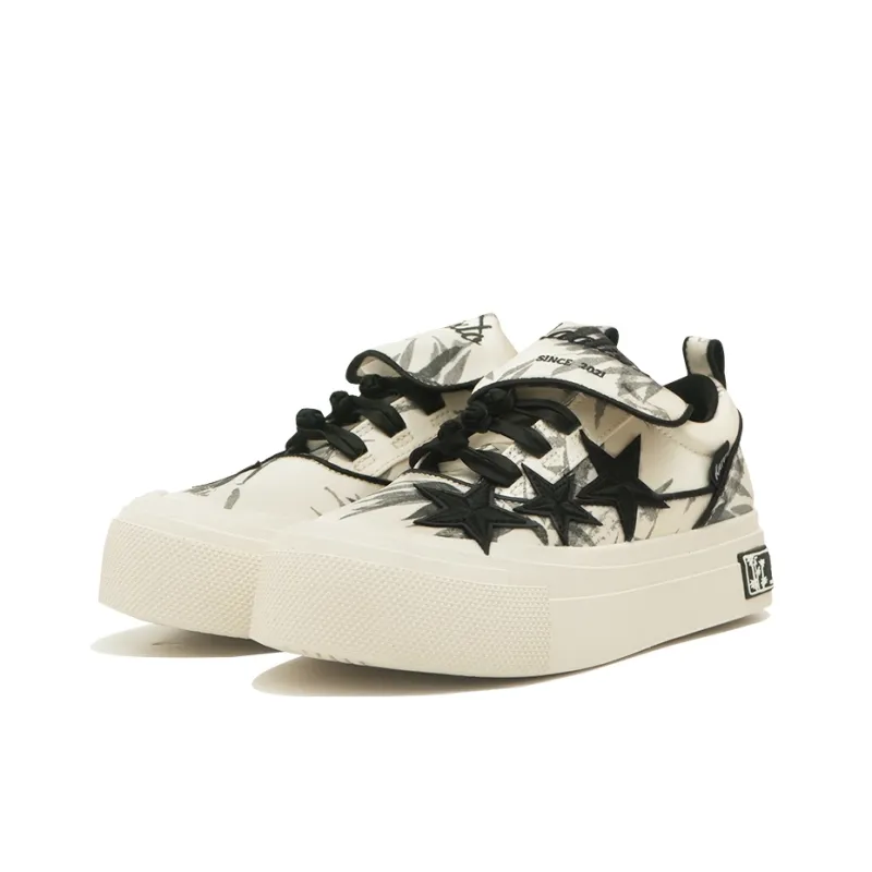 Opp France White And Black Star Bamboo Print Unisex Casual Shoes