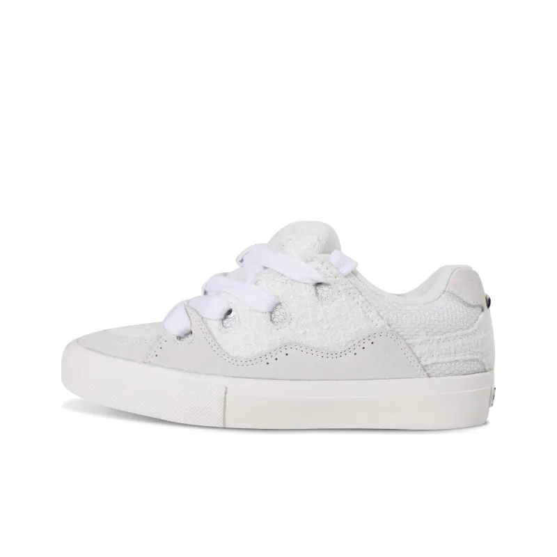 opp france White small fragrant style fashionable and simple unisex casual shoes