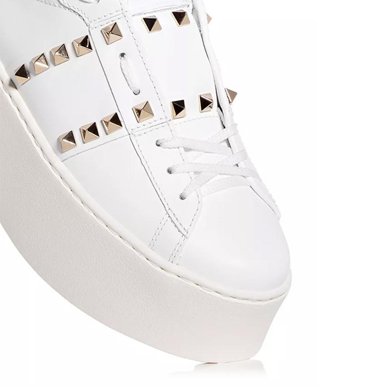 Opp France White Ultra-thick Sole Heightening Rivet Fashionable Women’s Casual Shoes