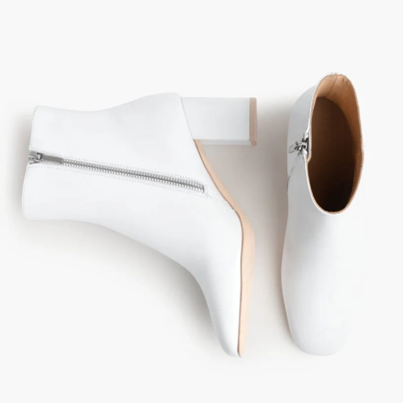 Opp France Women’s Leather Pointed Zipper Short Boots White