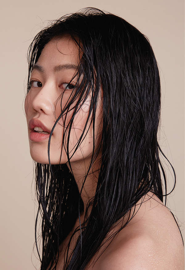 Ouai Medium Hair Shampoo Refill Pouch