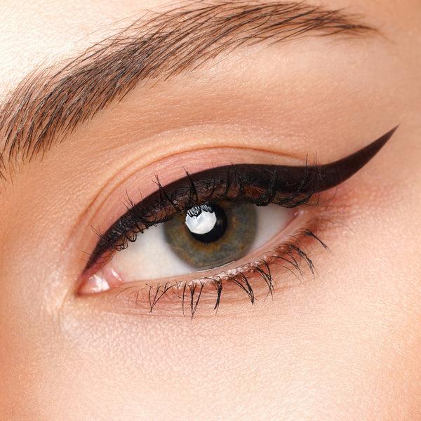 Oulac Glow Glamour Eyeliner