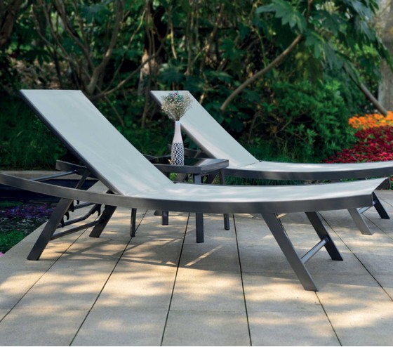 Ozalide ARIO - Ensemble Transat De Jardin Et Table Basse - Gris Perle