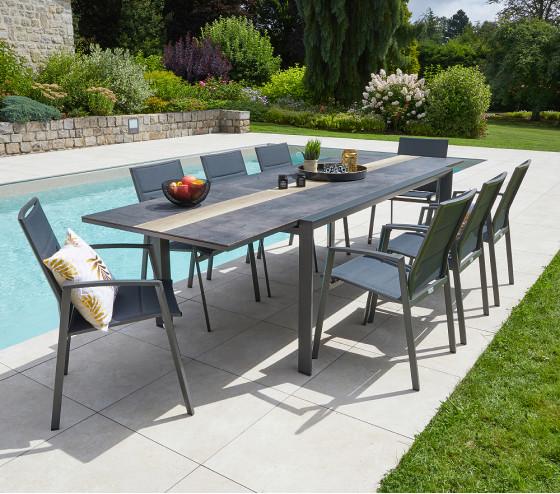 Ozalide CARMINEA XL - Ensemble Table Et Chaises De Jardin - 8 Places - Gris Anthracite