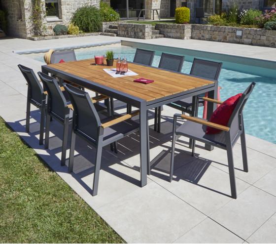 ozalide NASHVILLE - Table de jardin extensible - 12 places