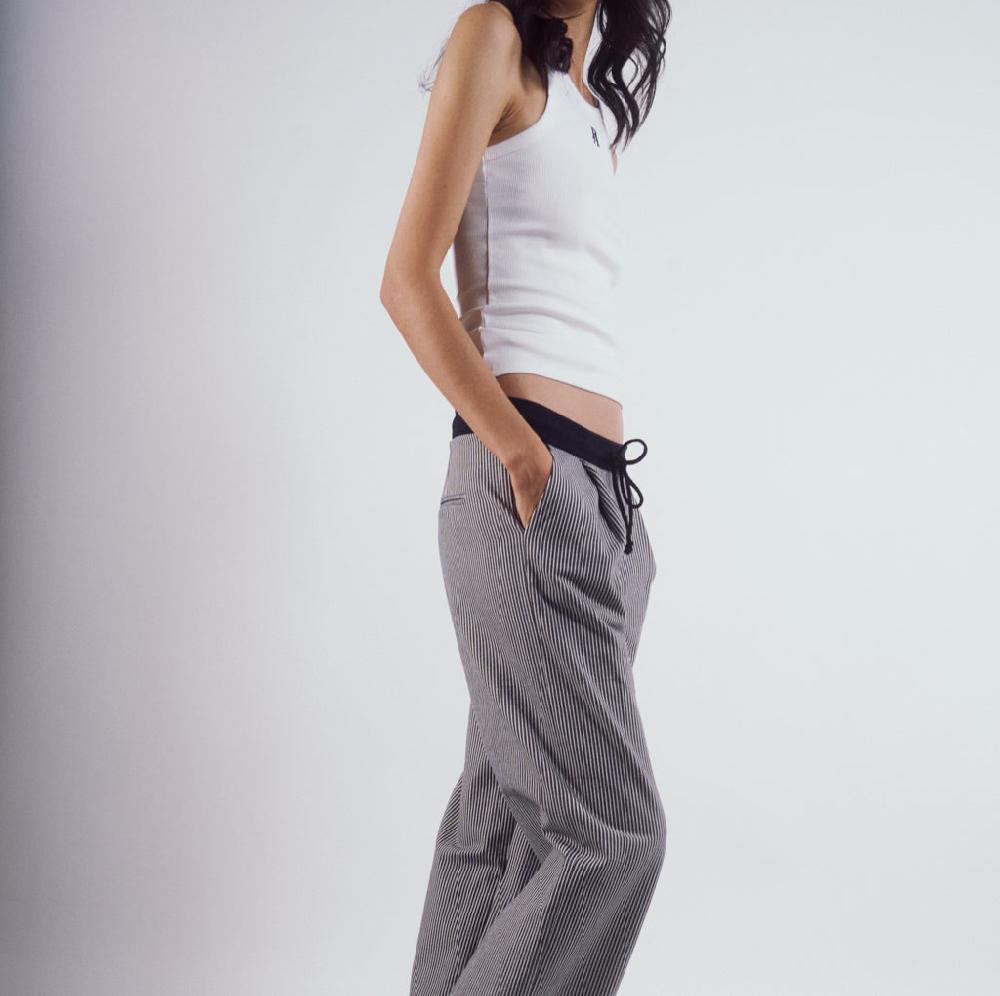 Parisienne Et Alors Pantalon Jogging THANN Rayures Noires/blanches