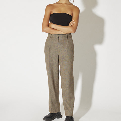 parisienne et alors Pantalon JUNOT Marron glacé