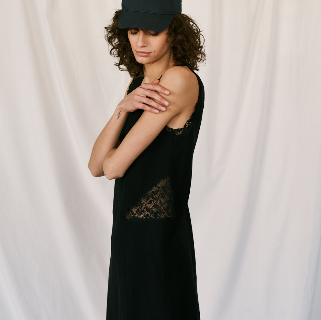 parisienne et alors Robe longue dos-nu MESSIER