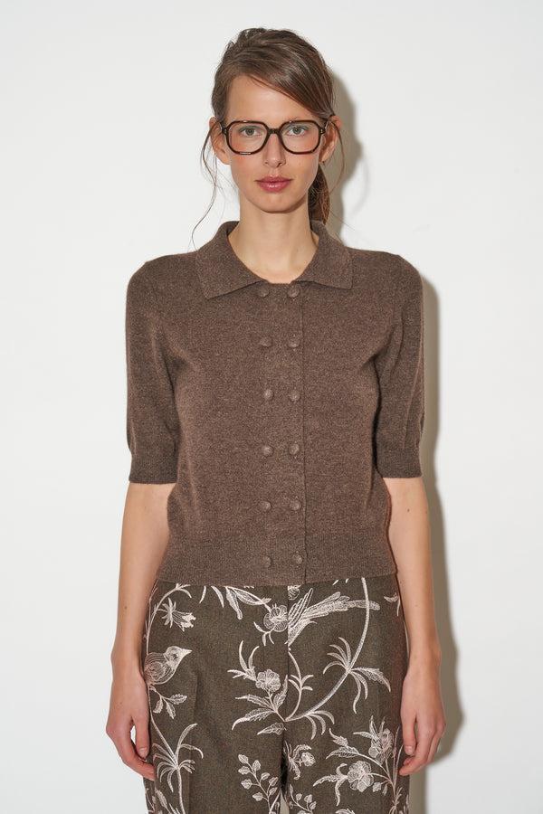 paul & joe Cardigan manches courtes en cachemire petits boutons recouverts sur le devant