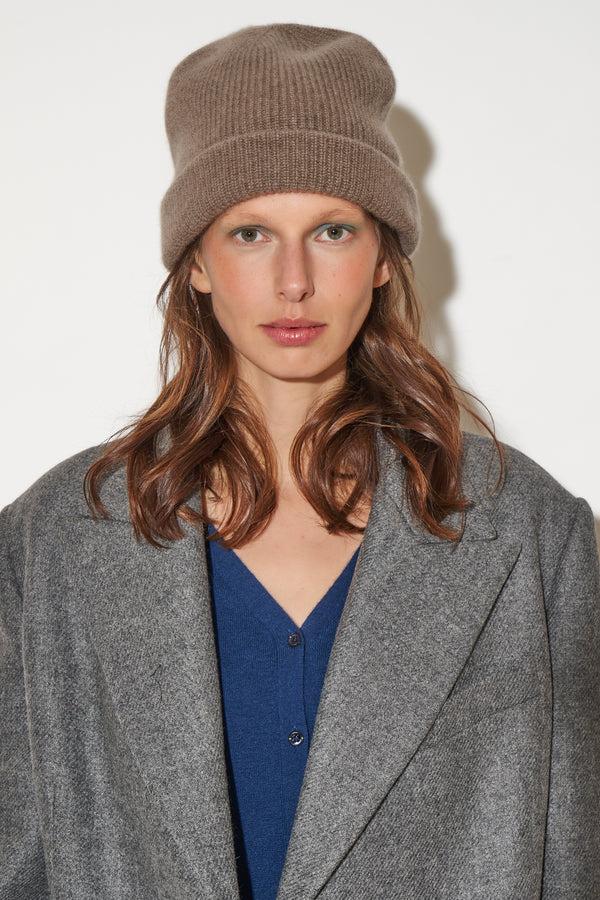 Paul & Joe Bonnet En Cachemire