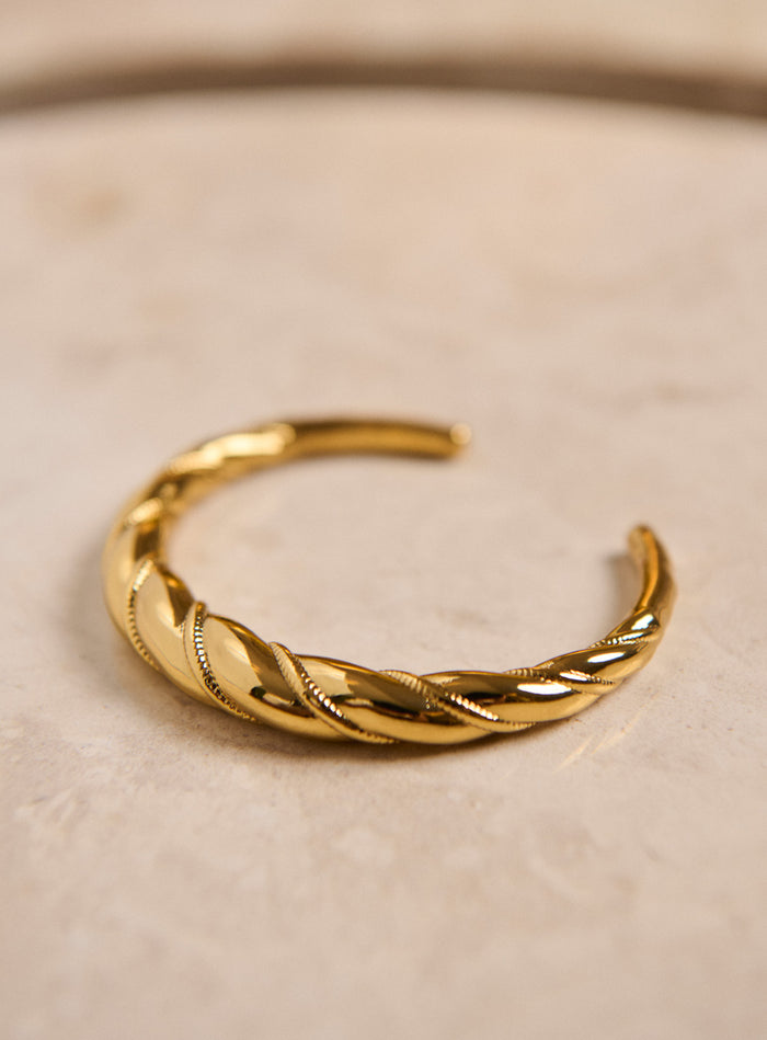 petite mendigote Amelie - Bracelet jonc torsadé en laiton plaqué or